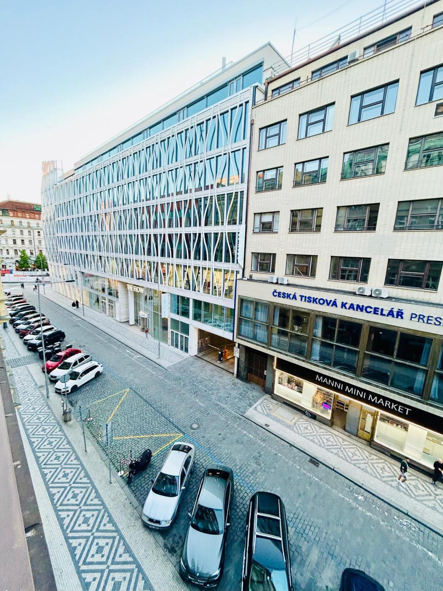 New Near Wenceslas Square * פראג